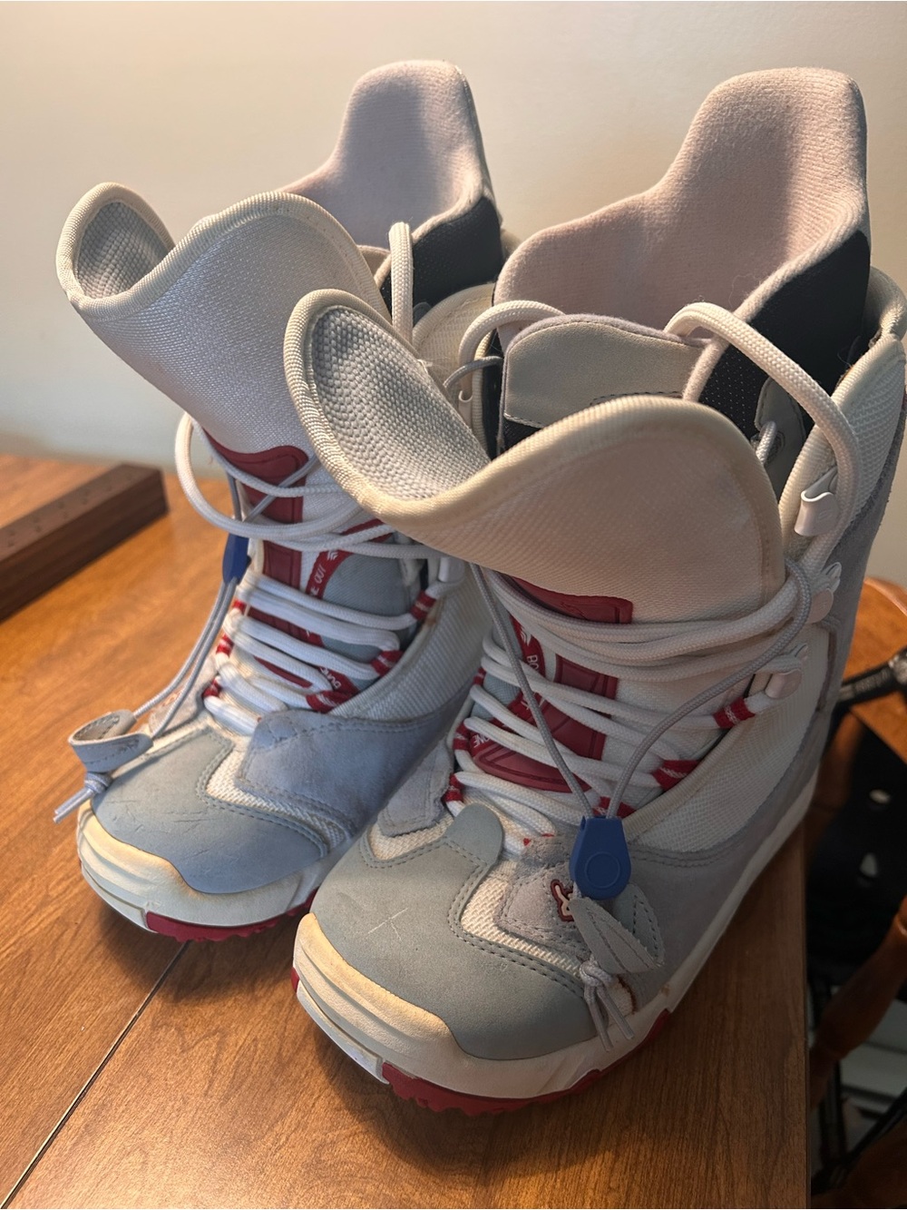 Burton Light Gray and Red Women's Snowboard Boots